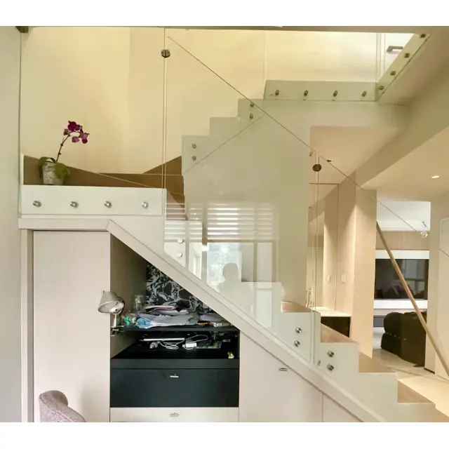 ریلنگ کے لیے ڈرل شدہ گلاس